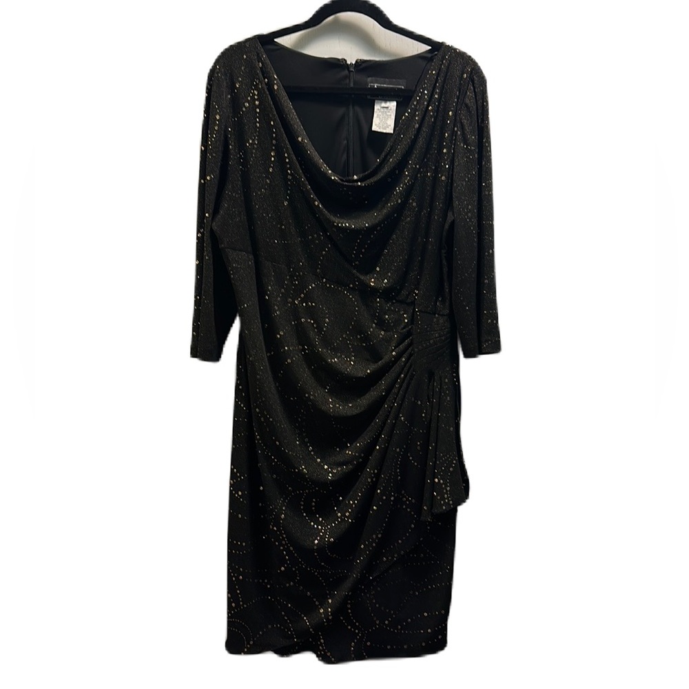 Alex Evenings Black and Gold Metallic Dress 3/4 sleeve. Fitted sparkle Sz 18